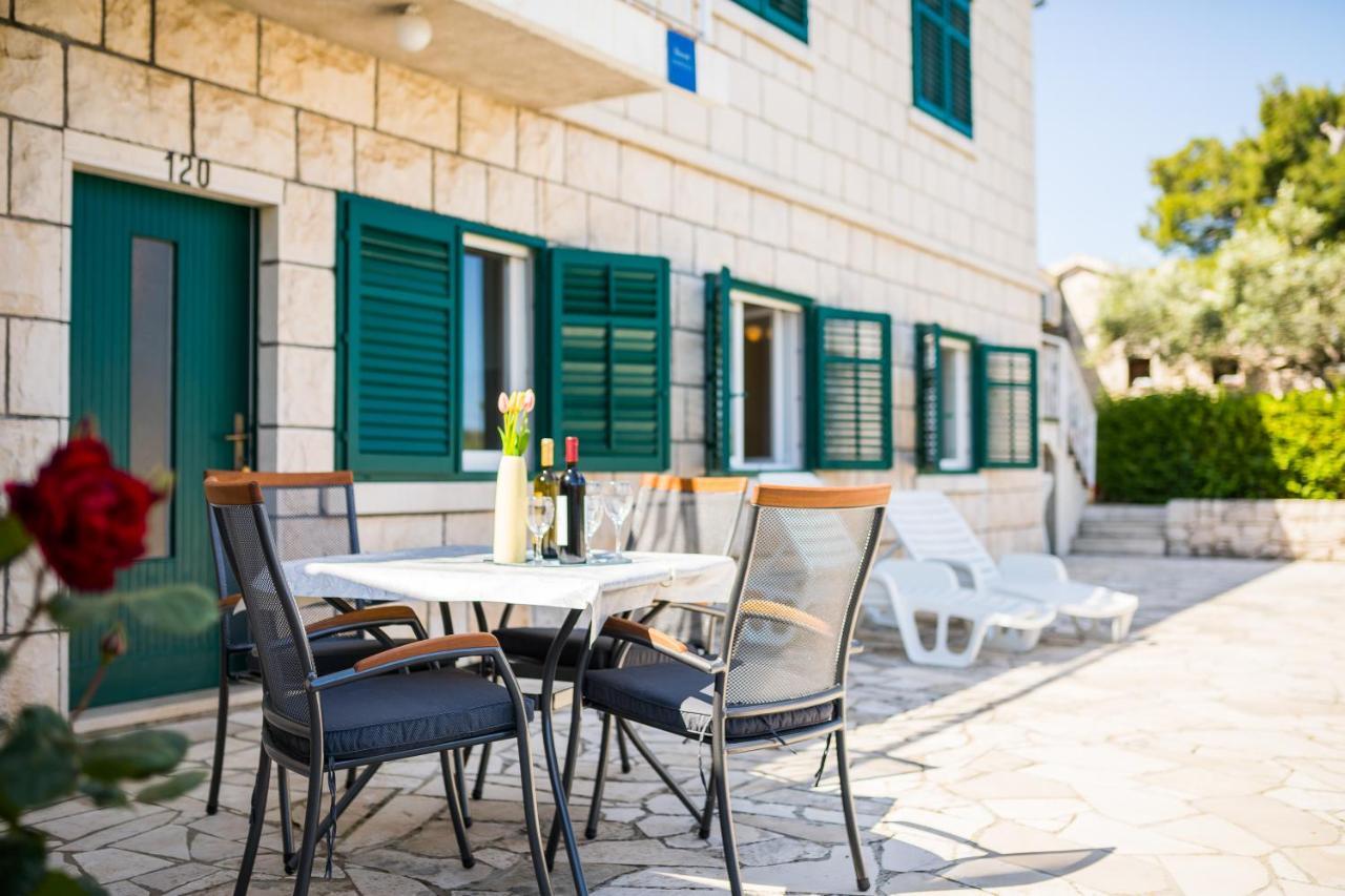 Apartment Kneze Račišće Exteriör bild